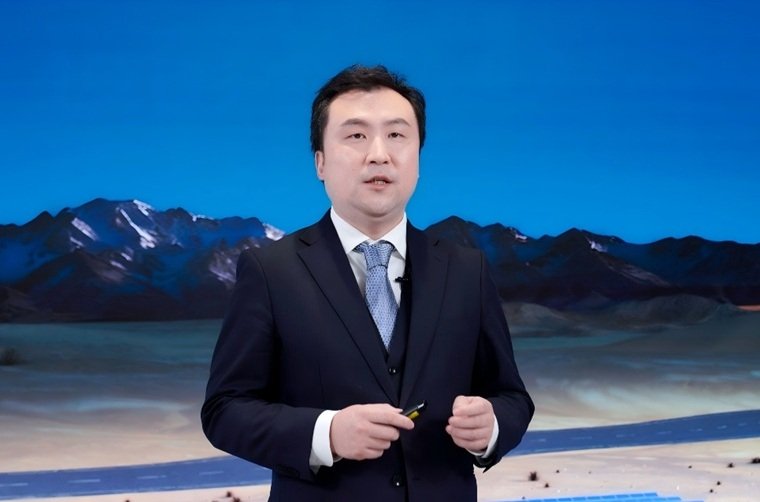 新能源產業(yè)進入“價值深耕期”！華為發(fā)布2026智能光伏十大趨勢