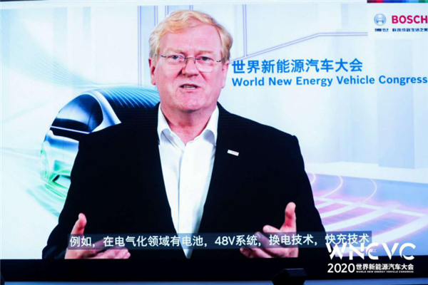博世集團董事會成員、汽車與智能交通技術業(yè)務部門主席Stefan HARTUNG