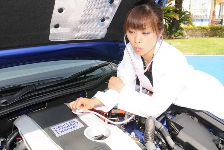 電動(dòng)車推廣障礙不在電池續(xù)航里程和基礎(chǔ)設(shè)施