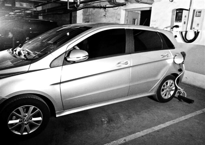 老舊小區(qū)住戶別買電動車？供電設(shè)施承受不了？