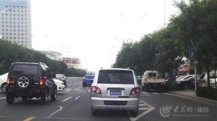 濰坊四輪代步車(chē)普遍 部分地區(qū)已實(shí)行上牌管理 濰坊四輪代步車(chē)普遍 部分地區(qū)已實(shí)行上牌管理