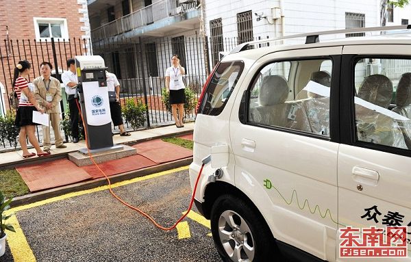 中汽協(xié)專家：建議全國統(tǒng)籌電動車充電基礎(chǔ)設(shè)施