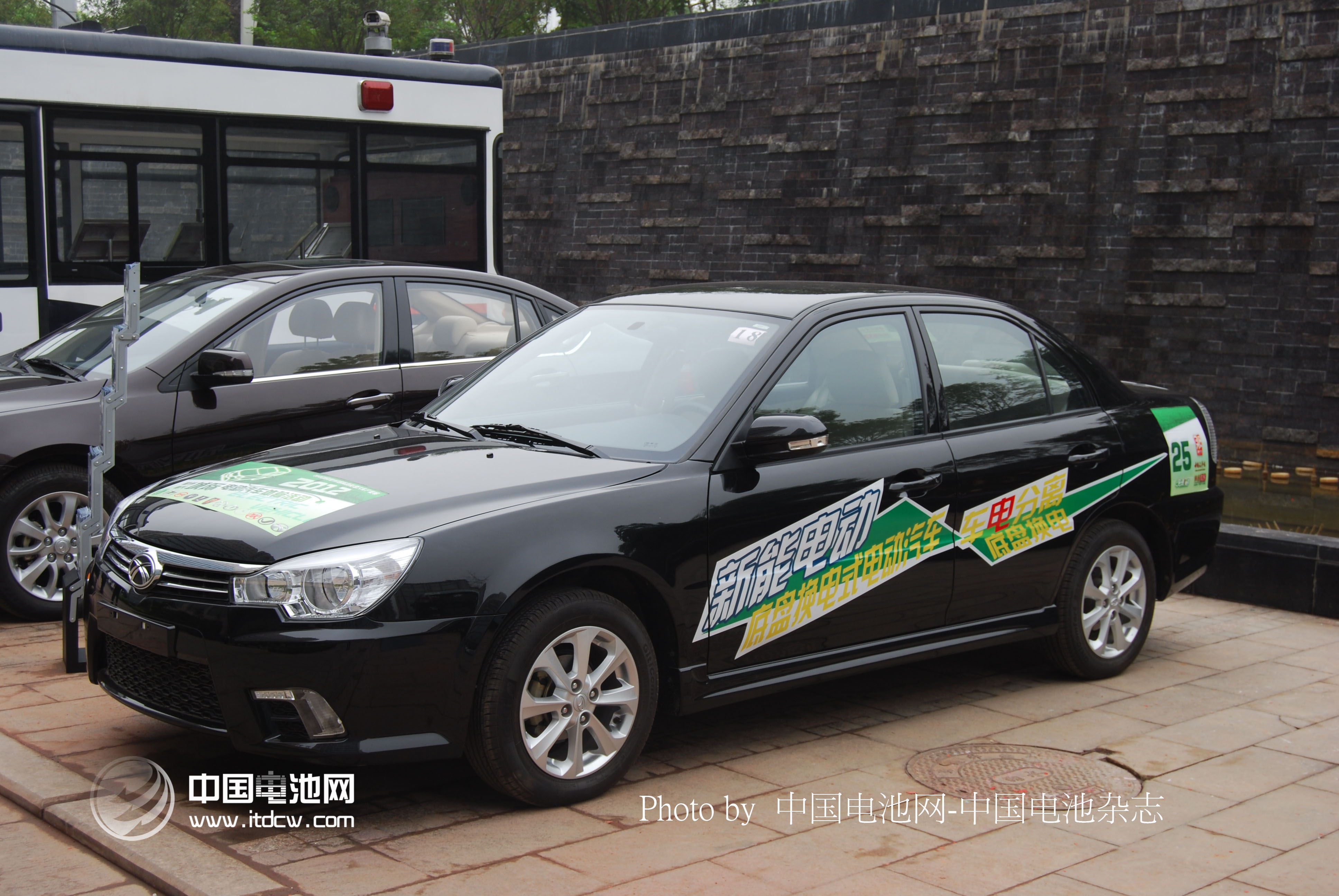 新鄉(xiāng)的電動(dòng)汽車夢(mèng)：電池電動(dòng)車產(chǎn)業(yè)基地和示范城市
