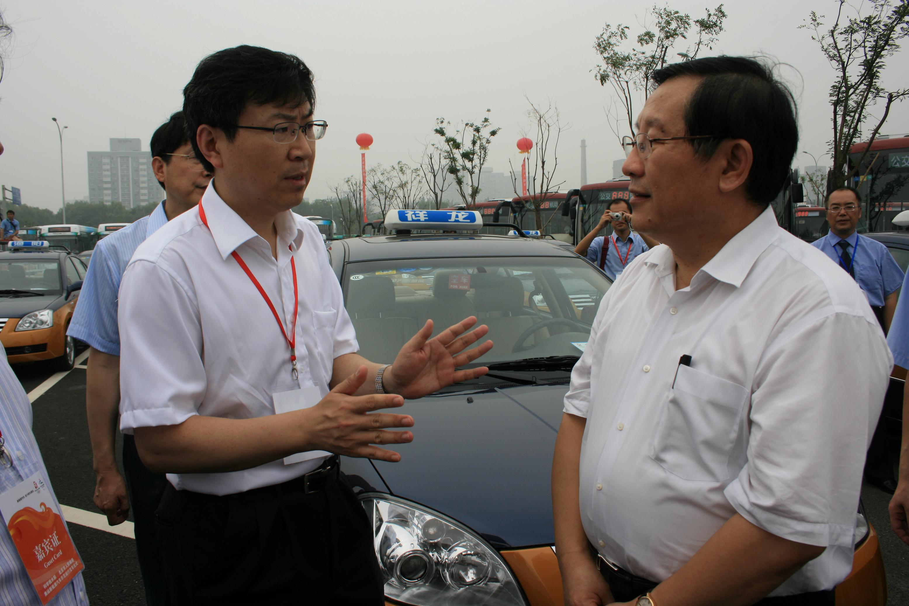 萬(wàn)鋼:關(guān)于電動(dòng)汽車(chē)?yán)孟⒁欢ㄊ菍映霾桓F 萬(wàn)鋼:關(guān)于電動(dòng)汽車(chē)?yán)孟⒁欢ㄊ菍映霾桓F