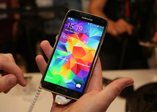 三星廣告：標榜Galaxy S5電池續航勝出蘋果iPhone