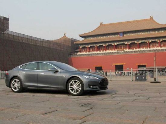 高盛:特斯拉電動(dòng)汽車(chē)在華銷(xiāo)售強(qiáng)勁 已售4000輛 高盛:特斯拉電動(dòng)汽車(chē)在華銷(xiāo)售強(qiáng)勁 已售4000輛