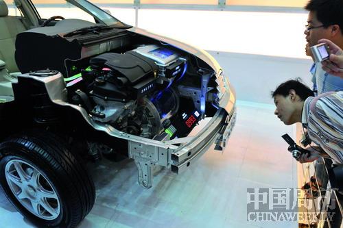 新能源車存在政策陷阱 專家建議“取消補(bǔ)貼”