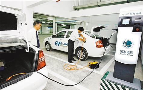 快速充電進(jìn)小區(qū)車庫 居民給電動車充電要投幣？