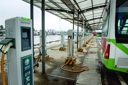 北京1000座快速充電樁年底建成 概念股迎機(jī)會(huì) 北京1000座快速充電樁年底建成 概念股迎機(jī)會(huì)