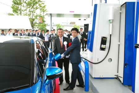 日本巖谷產(chǎn)業(yè)調(diào)低氫氣價格助力燃料電池車普及