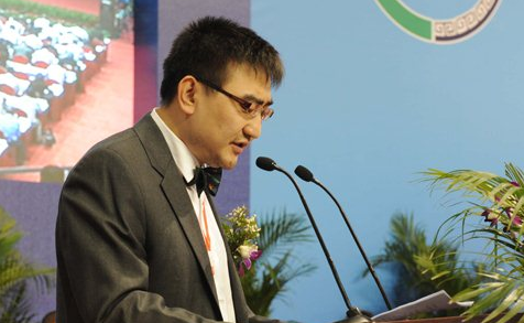 留美博士、第六元素董事長瞿研