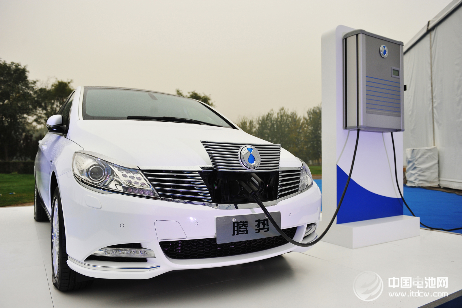40萬一輛的比亞迪騰勢電動車 都是什么人買？