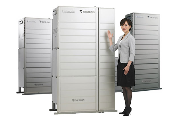 彭博新聞報(bào)導(dǎo)，包括 Panasonic 在內(nèi)的電池制造商，正在研發(fā)體積小又便宜的家用電池產(chǎn)品，目標(biāo)是在 2030 年前，家庭安裝量達(dá)到 530 萬(wàn)戶，等于日本有一成的家庭將仰賴氫燃料電池供應(yīng)電力。