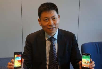 日前，余承東在一次活動中表示小米只能跟華為的榮耀競爭，余承東的這番話透露出了對小米的不以為然。按理說，今天小米的估值已經超過了450億美元，而雷軍本人也成為了身價過百億美元的大富豪，為何余承東卻始終看不起雷軍呢？