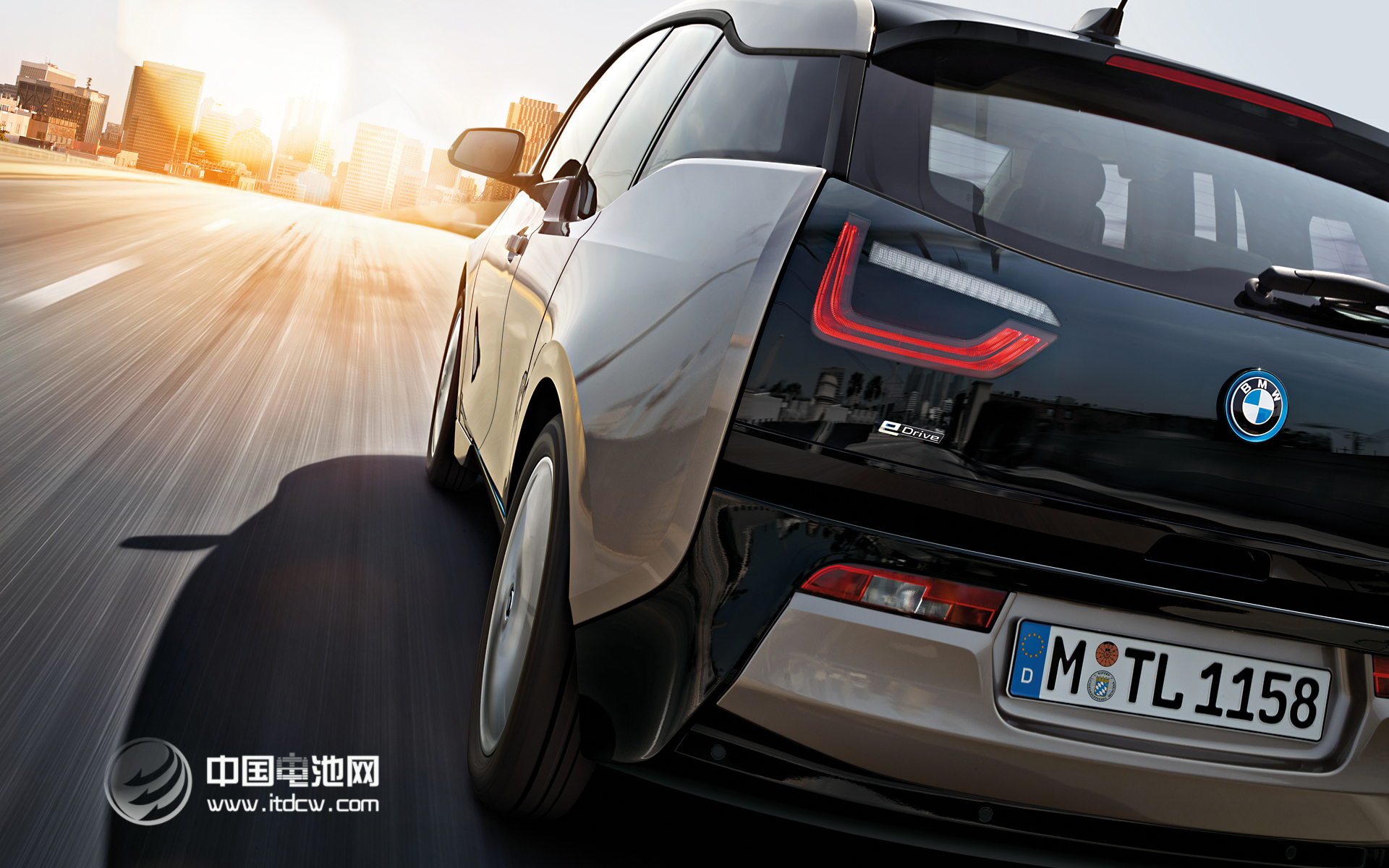 寶馬領(lǐng)跑新能源車發(fā)展 引入更多插電式混合動力車型 寶馬領(lǐng)跑新能源車發(fā)展 引入更多插電式混合動力車型