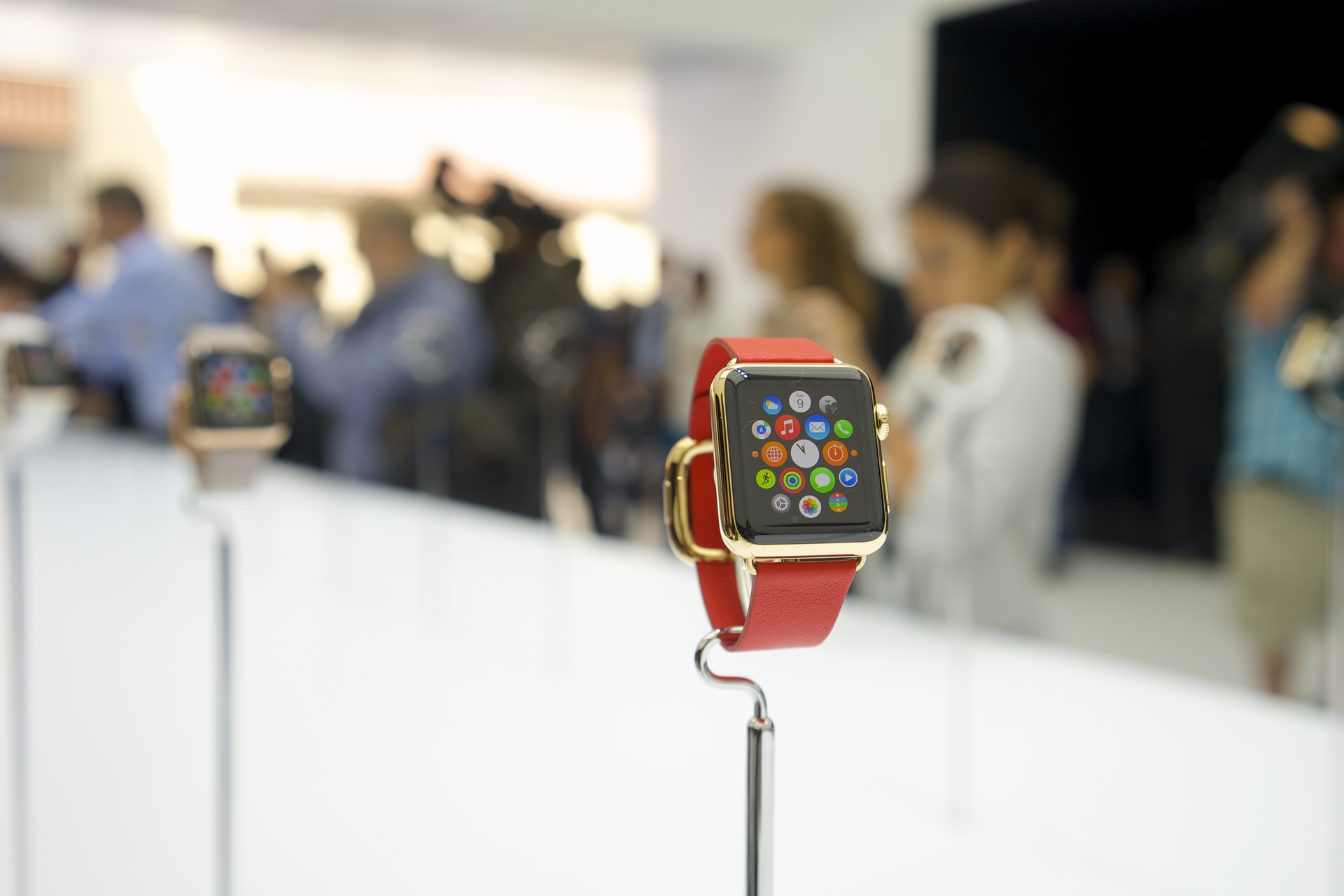 蘋果2015年或售出逾2000萬只Apple Watch手表 蘋果2015年或售出逾2000萬只Apple Watch手表