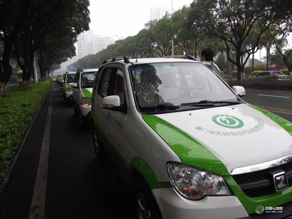 新能源汽車痛點(diǎn)盤(pán)點(diǎn)：電池成本高 技術(shù)短板明顯