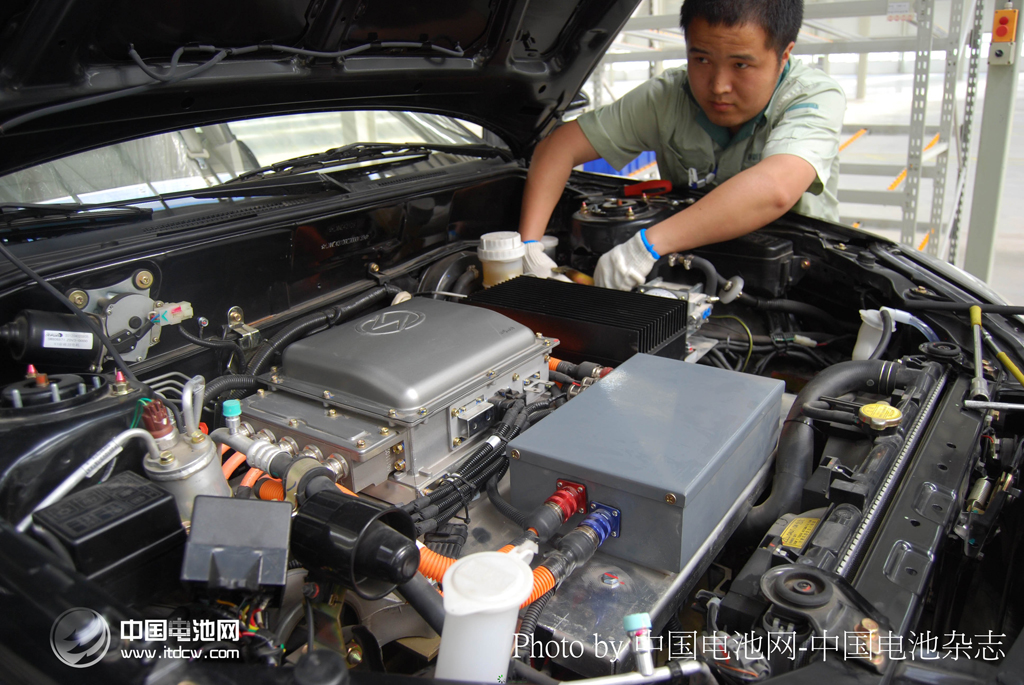 新鄉市換電式純電動出租車示范運營實現三大突破