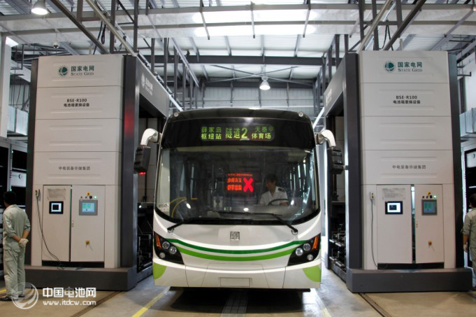 青島已建換電站5座充電樁823個(gè) 新能源車(chē)突破2千輛