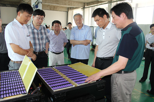 混動(dòng)電池將成為中日鎳氫電池企業(yè)爭奪制高點(diǎn) 混動(dòng)電池將成為中日鎳氫電池企業(yè)爭奪制高點(diǎn)