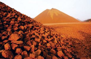 大幅放量拉低市場(chǎng)價(jià)格 稀土能否慢些挖