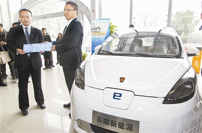 首批2萬張基本發(fā)放完畢 上海續(xù)發(fā)新能源車免費(fèi)滬牌
