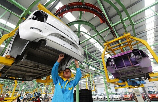 新能源汽車銷量快速上漲 帶火鋰動力電池產業(yè)