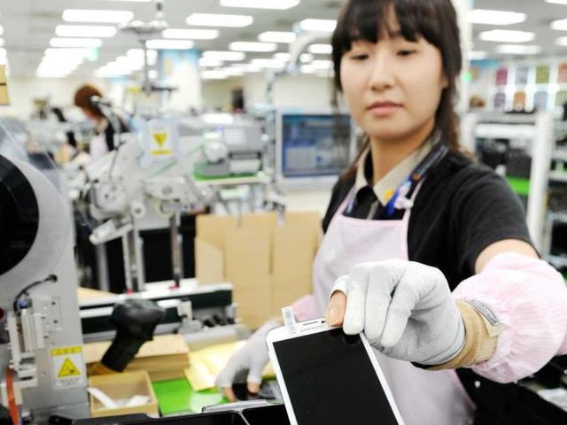 國產手機熱衷價格戰 致供應鏈企業現倒閉潮