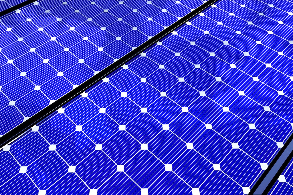 晶體硅與薄膜發電 誰是未來太陽能電池王者？