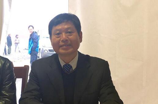 百成集團(tuán)公司董事長黃科竣
