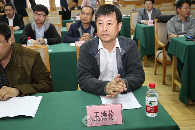 我國小型電動(dòng)車產(chǎn)能超百萬輛 首屆測(cè)試大賽5月底將舉行
