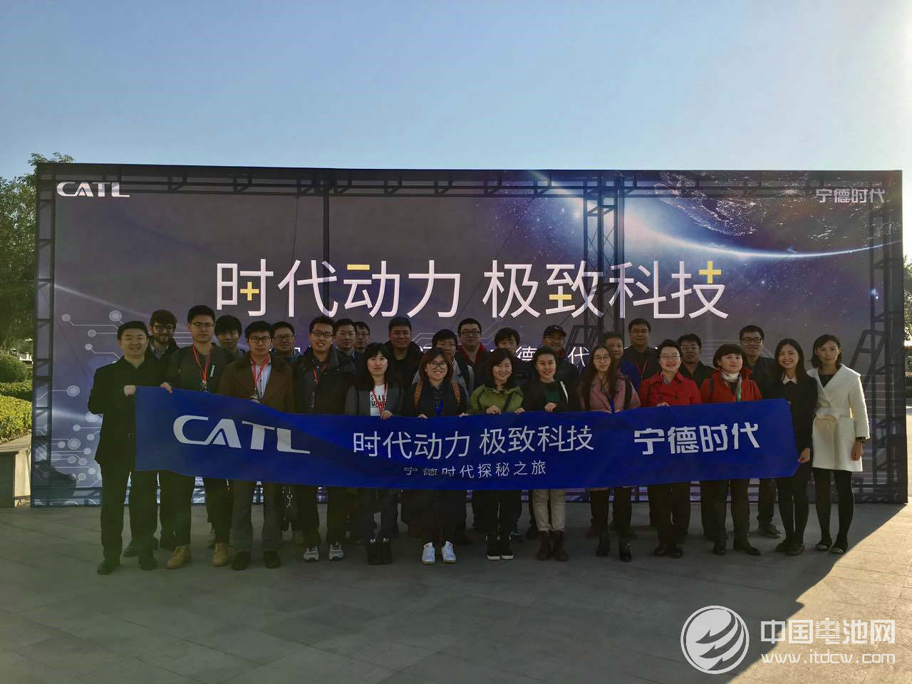 CATL工廠揭秘：如何打造世界第一安全的電池？