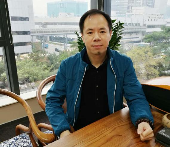 飛毛腿電池有限公司 總經(jīng)理 陳時水