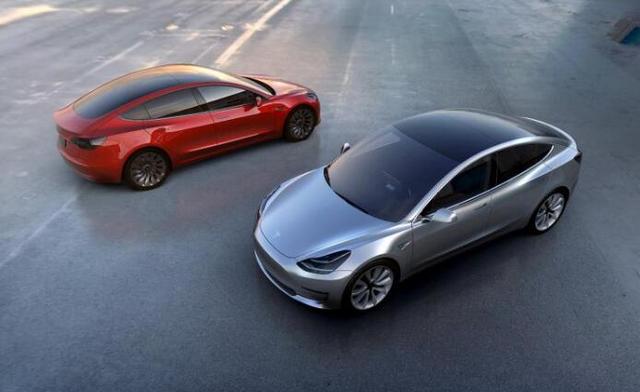 傳特斯拉Model 3車型于本月20日試生產(chǎn) 37萬(wàn)人預(yù)訂