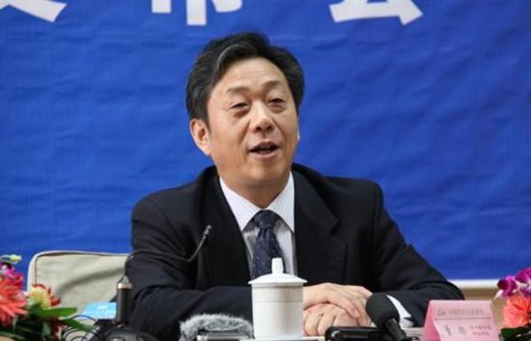 董揚(yáng)：電動汽車要準(zhǔn)備一刀切 新能源汽車將占領(lǐng)限購城市