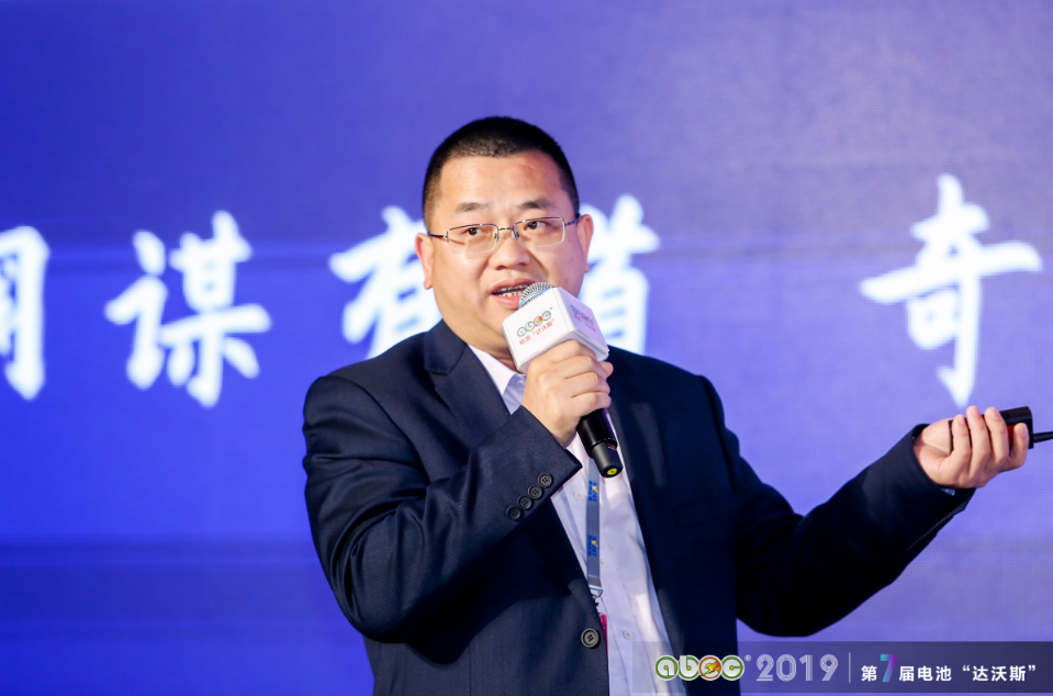 佛山市金銀河智能裝備股份有限公司董事、副總裁稂湘飛