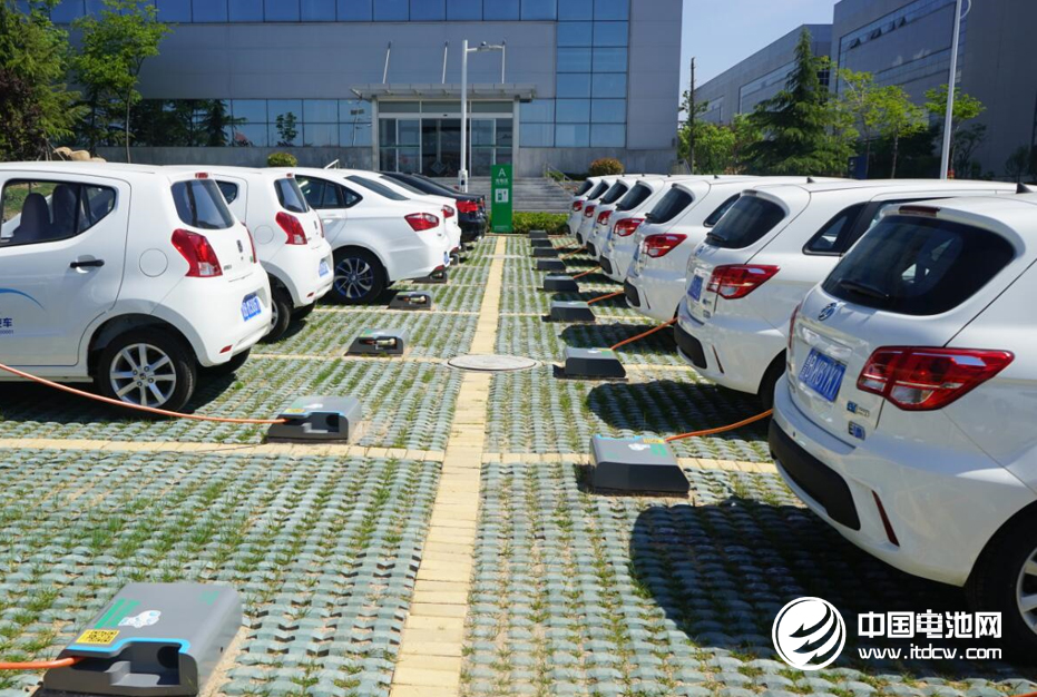 保值低 脫手難 流通窘：新能源二手車市場(chǎng)如何盤活？