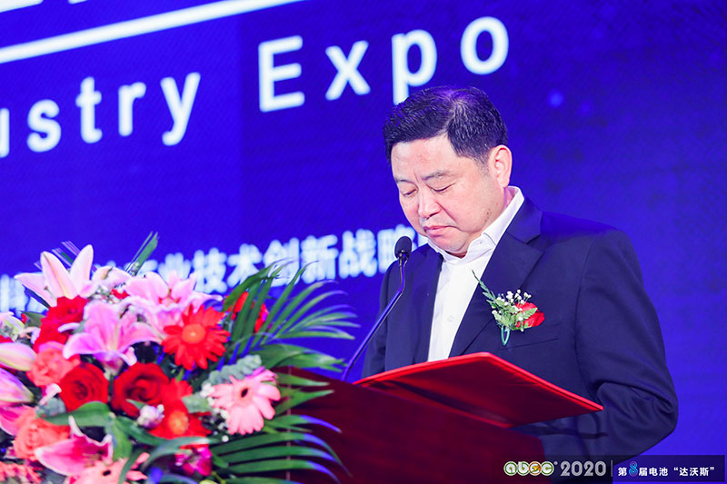 長沙市市委常委、常務副市長夏建平