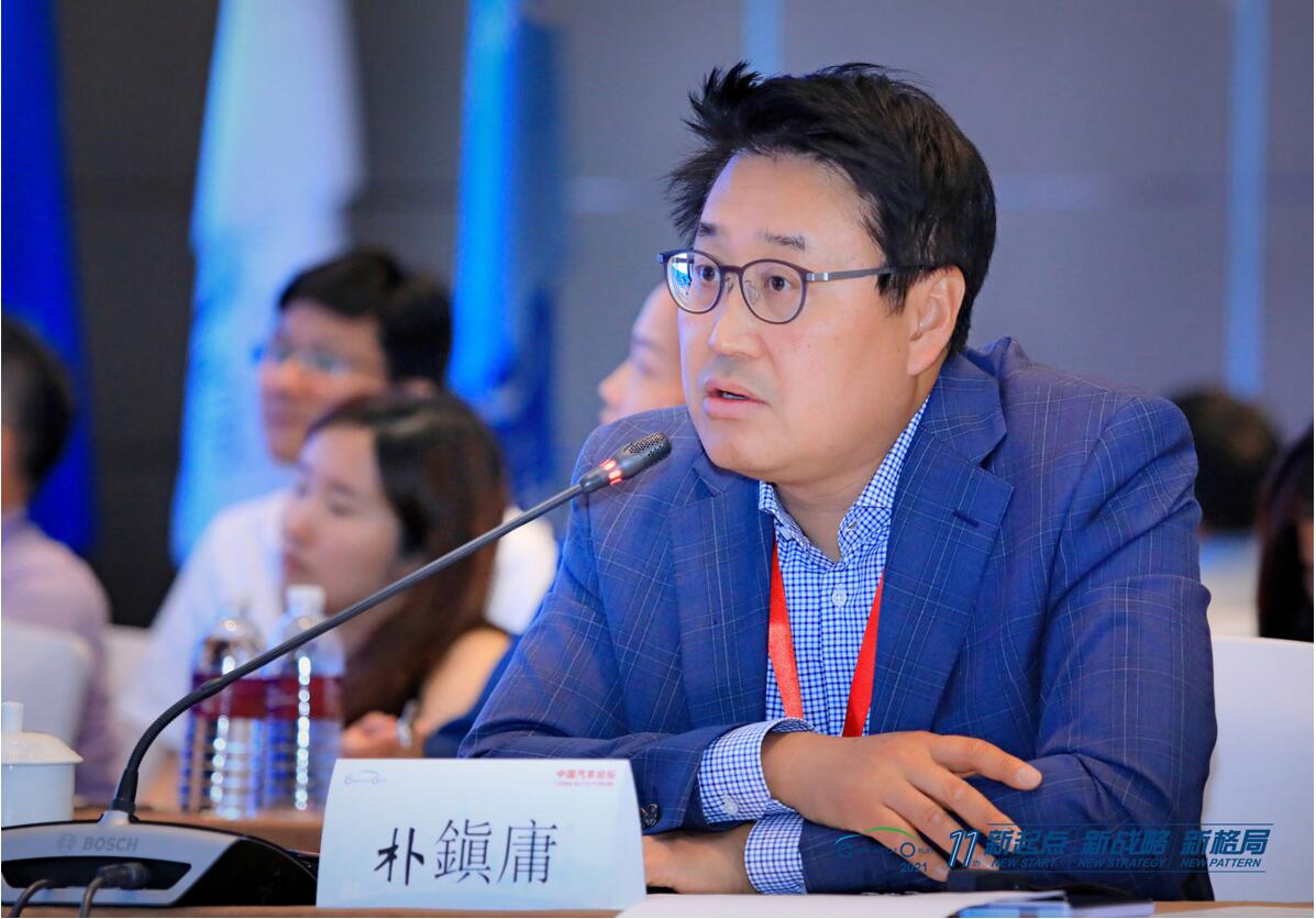 LG新能源動力電池亞洲區(qū)營銷總經(jīng)理樸鎮(zhèn)庸 LG新能源動力電池亞洲區(qū)營銷總經(jīng)理樸鎮(zhèn)庸