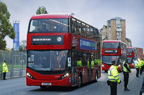 BYD ADL Enviro400EV純電動雙層巴士作為COP26世界領導人峰會期間官方接駁用車