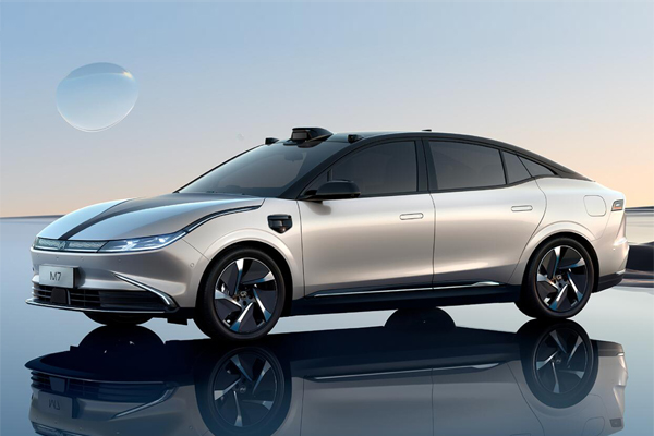 “內卷”加劇 智能汽車到底該比拼什么？