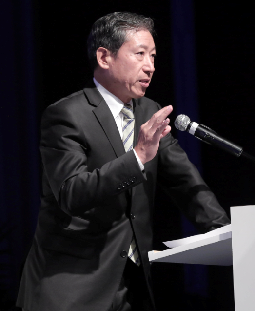 深圳市雄韜電源科技股份有限公司 董事長 張華農 深圳市雄韜電源科技股份有限公司 董事長 張華農