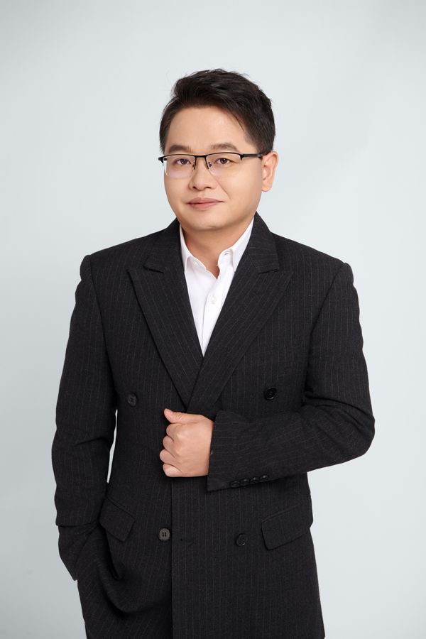 聚時科技（上海）有限公司光伏事業(yè)部總經(jīng)理黃乃華