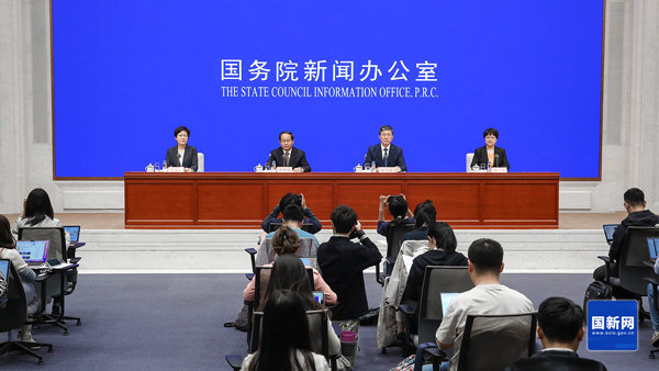 工信部：加快廢舊動(dòng)力電池等綜合利用 謀劃布局好氫能、儲(chǔ)能等未來(lái)產(chǎn)業(yè)